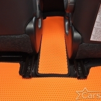 Коврики текстильные на Toyota Sienta II пр.руль (2015->)