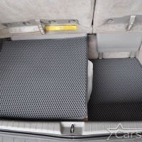 Двухслойные коврики EVA на Toyota Sienna II (2003-2010)