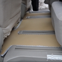 Двухслойные коврики EVA на Toyota Noah-Voxy II пр.руль (2007-2015) 2 ряд - с проходом